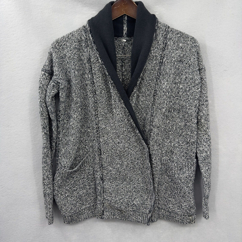 Lululemon Sweater Post Practice Womens Small Cardigan Snaps Pockets Gray READ